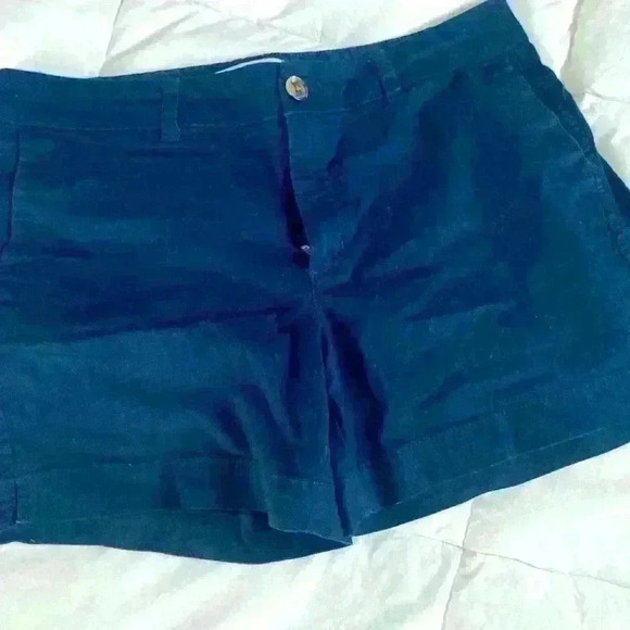 Navy blue old navy shorts - Picture 1 of 3